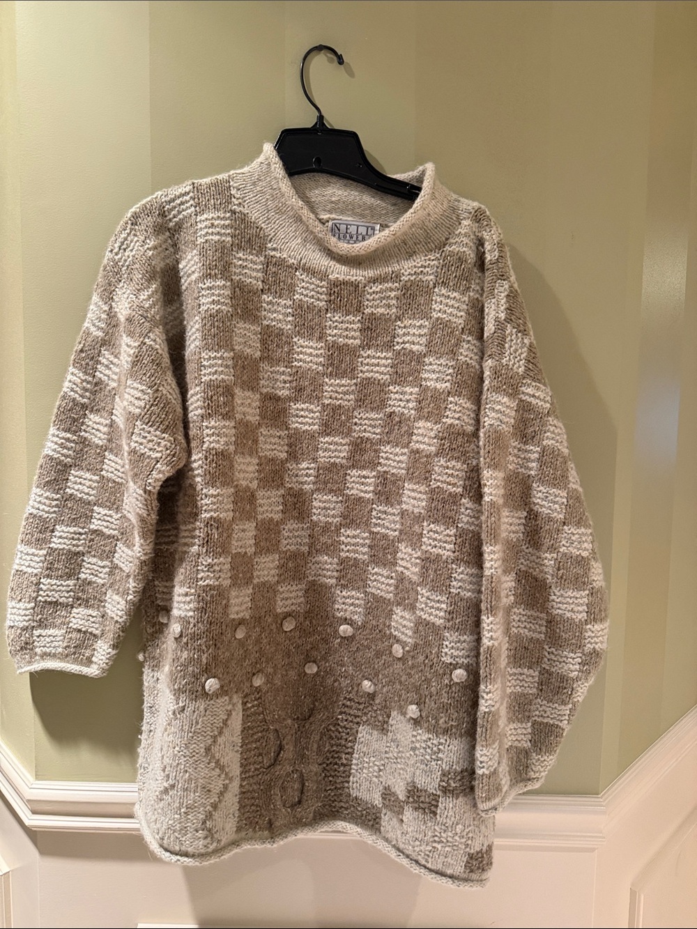 Nell Flower Cozy Checkerboard Knit Sweater - Cream & Tan. (A)